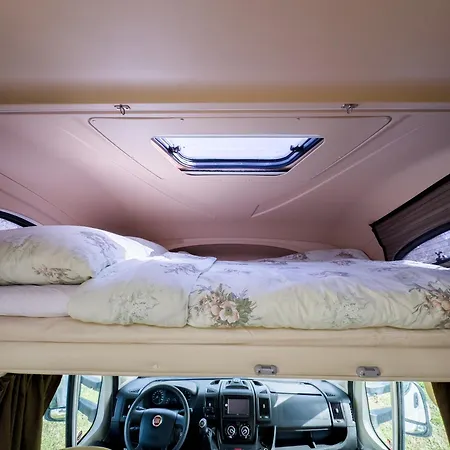 Campsite Camper - Fiat Pla