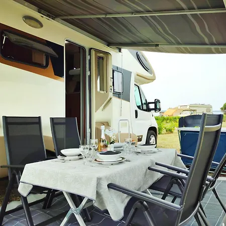 Camper - Fiat Pla Campsite *
