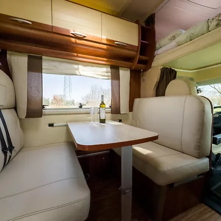 Camper - Fiat Pla * Pola
